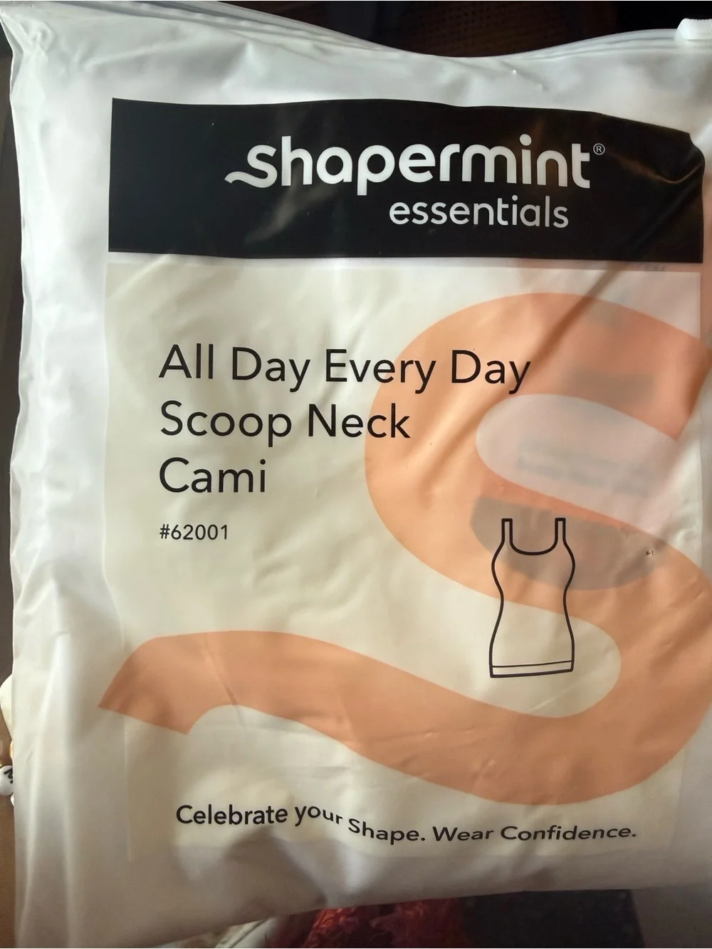 Shapermint All Day Every Day White Scoop Neck Cami